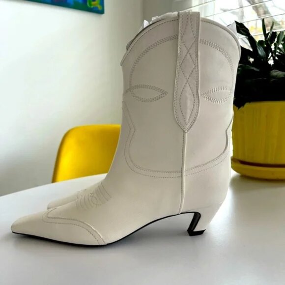 NEW!! Khaite Dallas Ankle Western Boot in White Leather. New in box🤍 - Picture 1 of 5